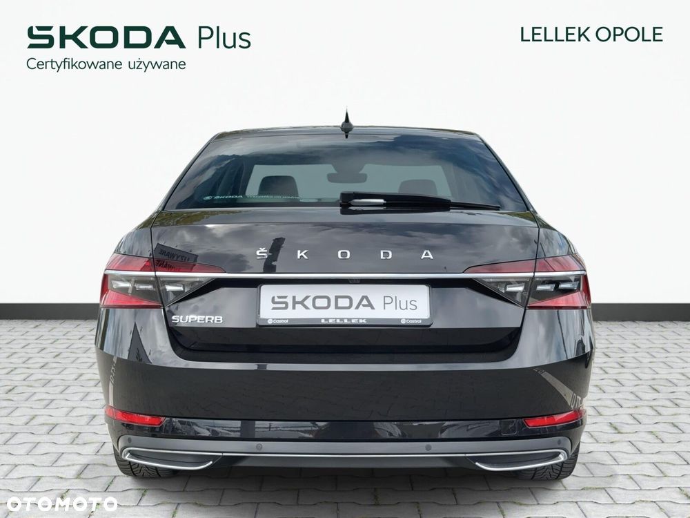 Skoda Superb 2.0 TDI SCR L&K DSG - 8