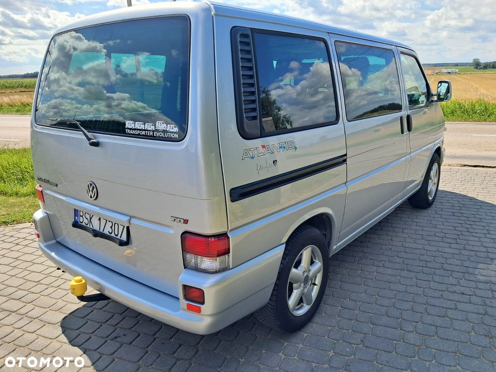 Volkswagen Multivan - 3