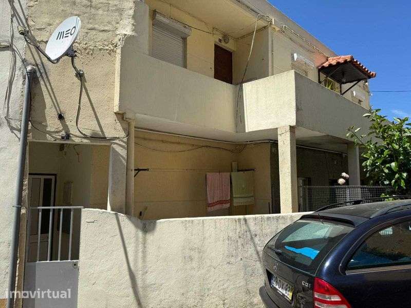 Prédio bairro Serra da Luz - Grande imagem: 2/12