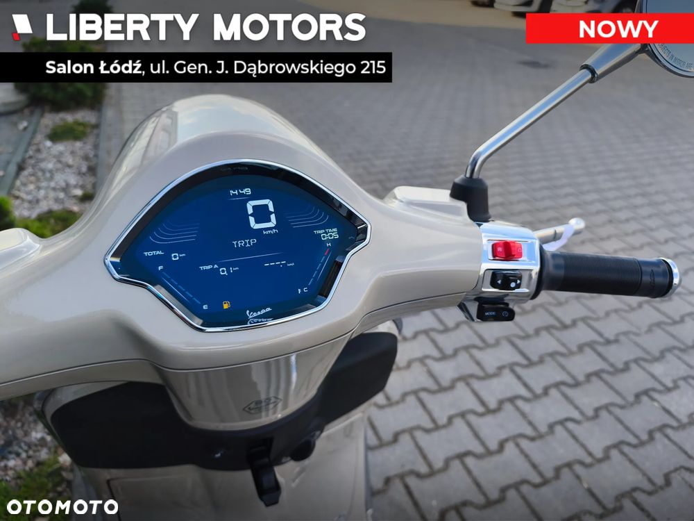 Vespa Primavera - 11