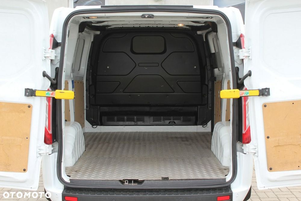 Ford Transit Custom - 9