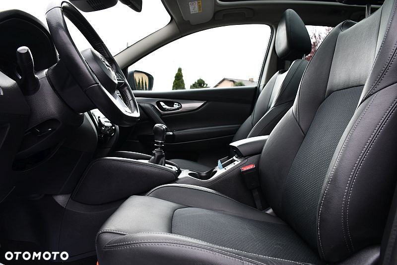 Nissan Qashqai 1.5 dCi Tekna EU6 - 10