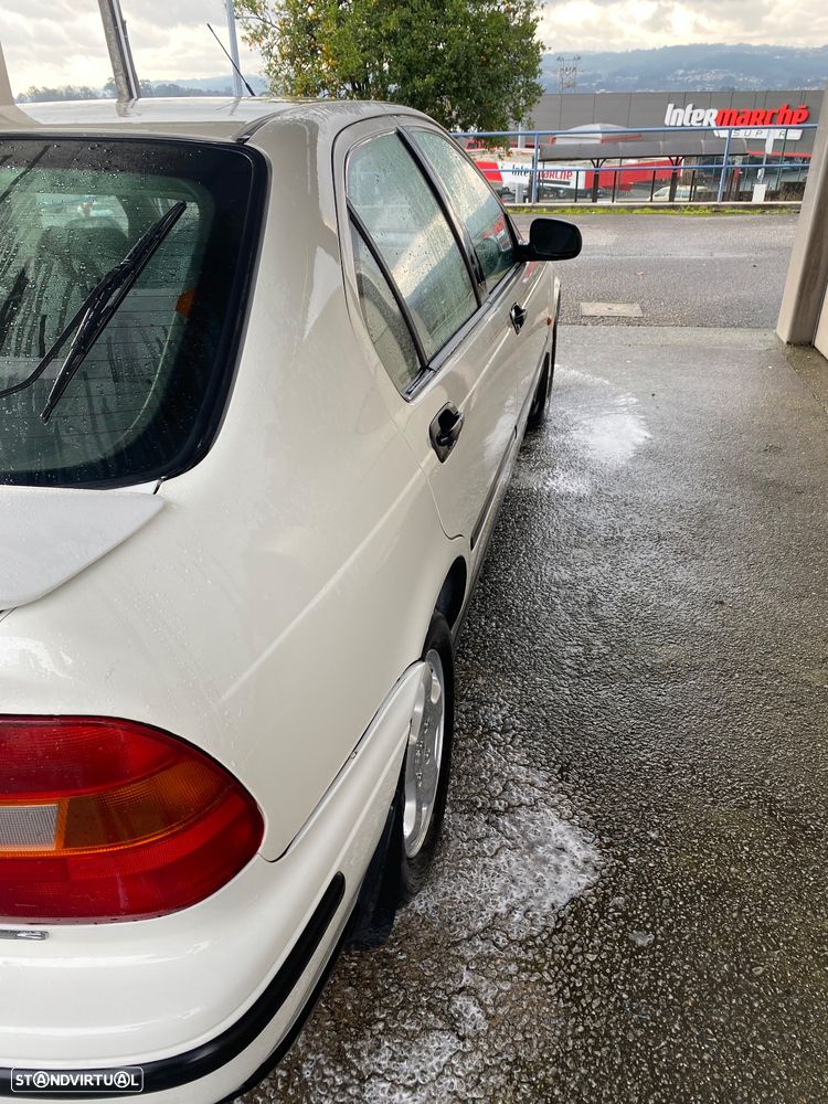 Honda Civic 1.6 ESi - 4