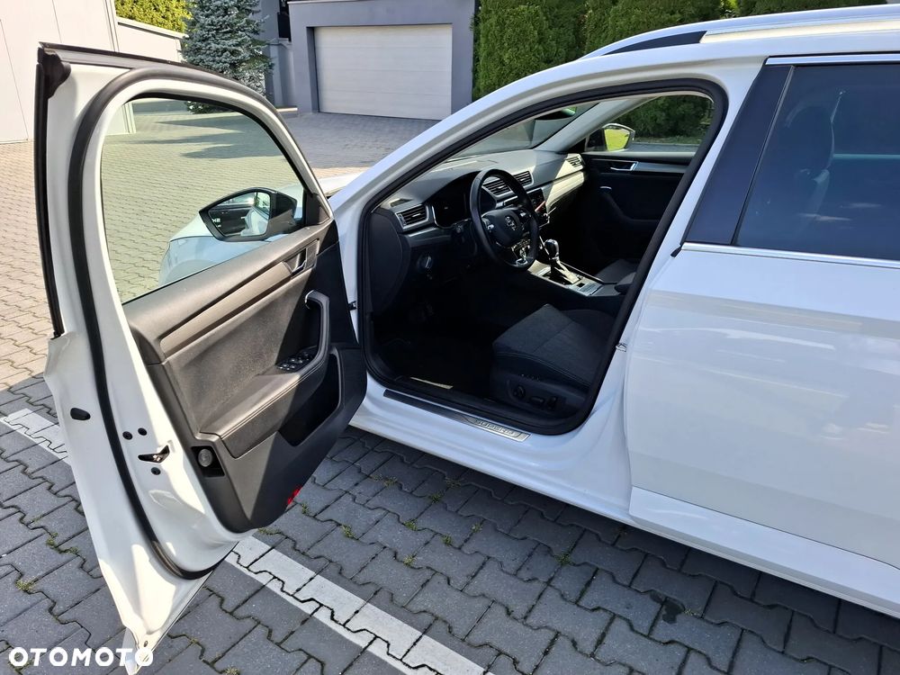 Skoda Superb 2.0 TSI Style DSG - 13