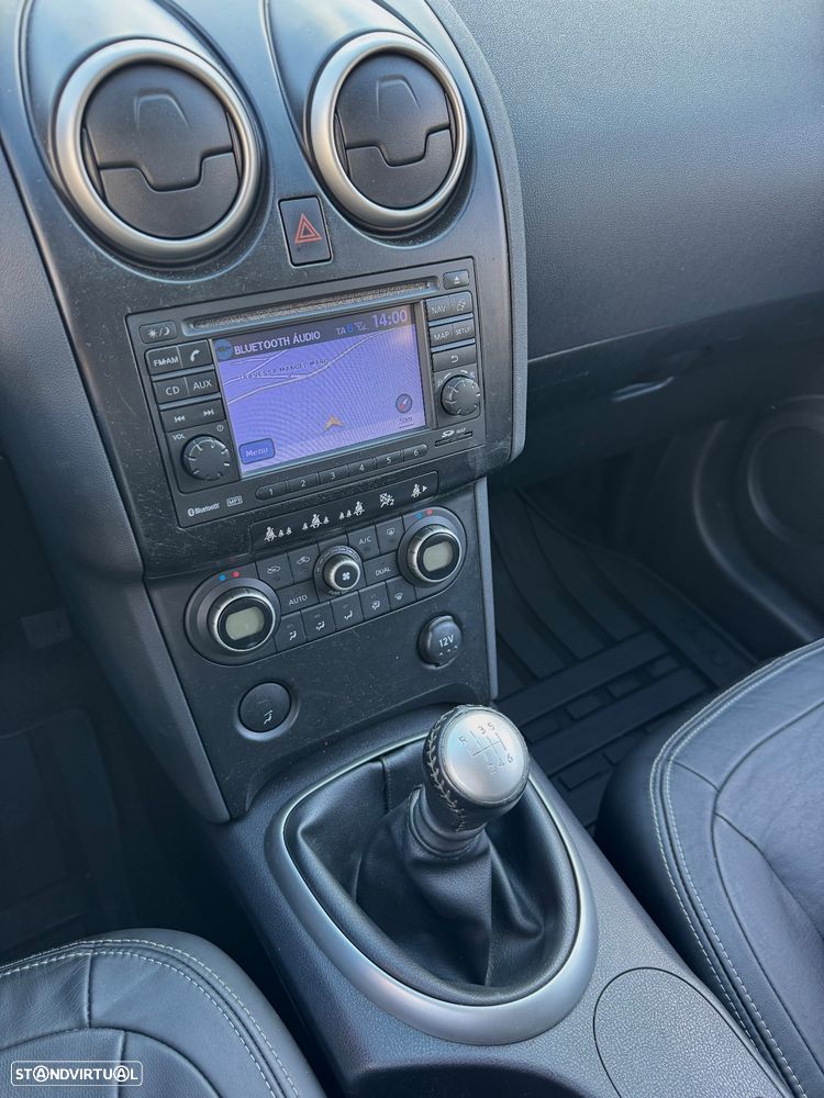Nissan Qashqai +2 1.5 dCi Tekna Pele Preto +Navi - 16