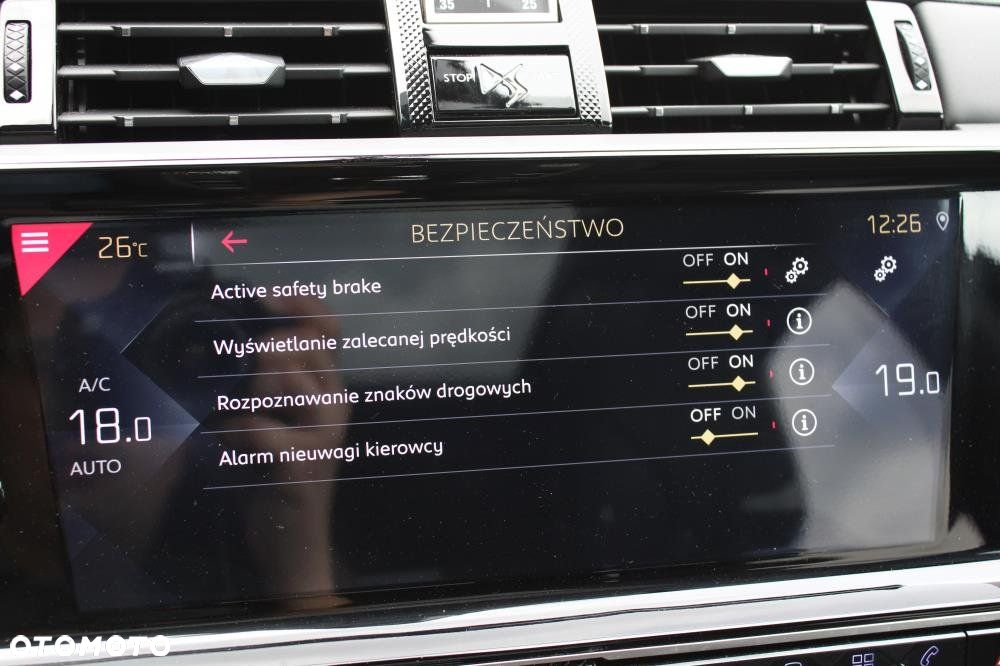 DS Automobiles DS 7 Crossback - 32