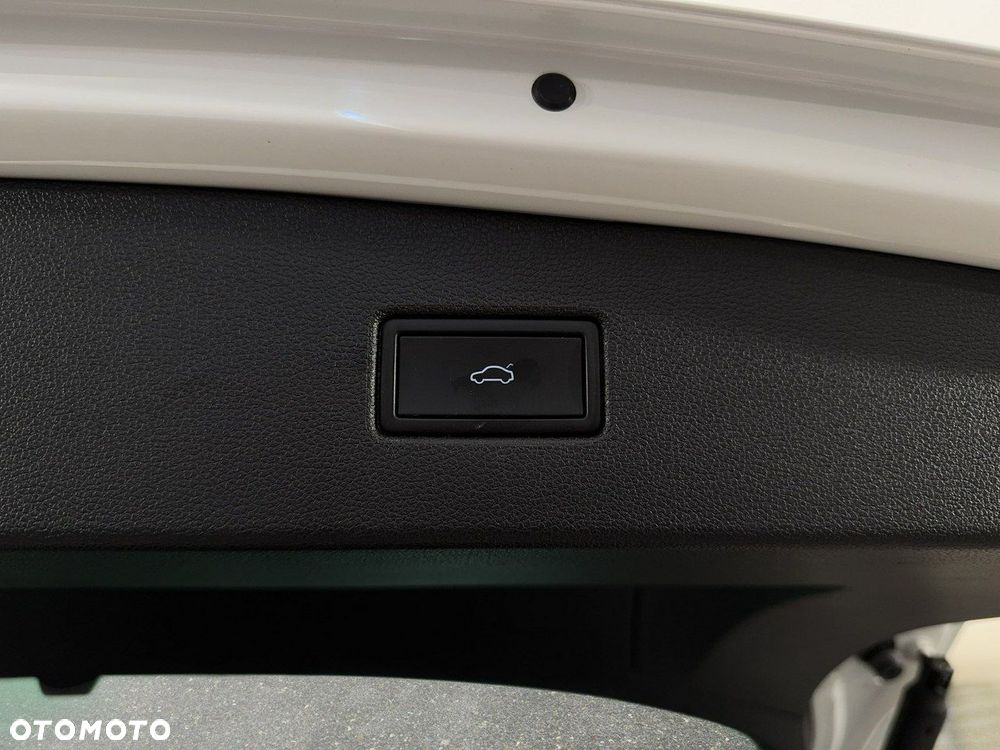 Volkswagen Tiguan - 16