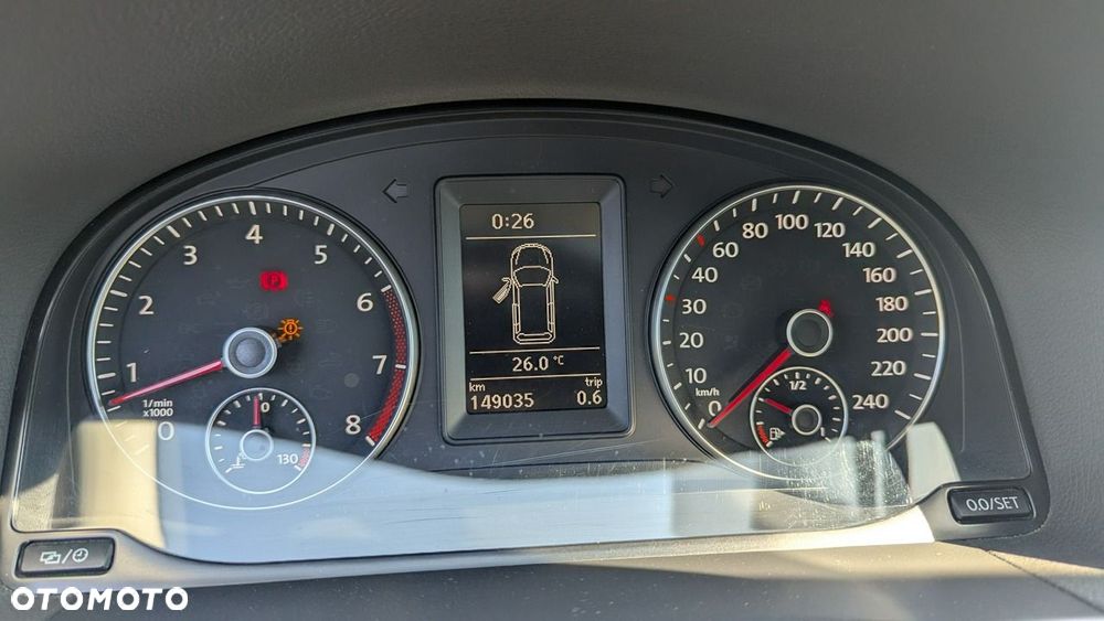 Volkswagen Touran - 15