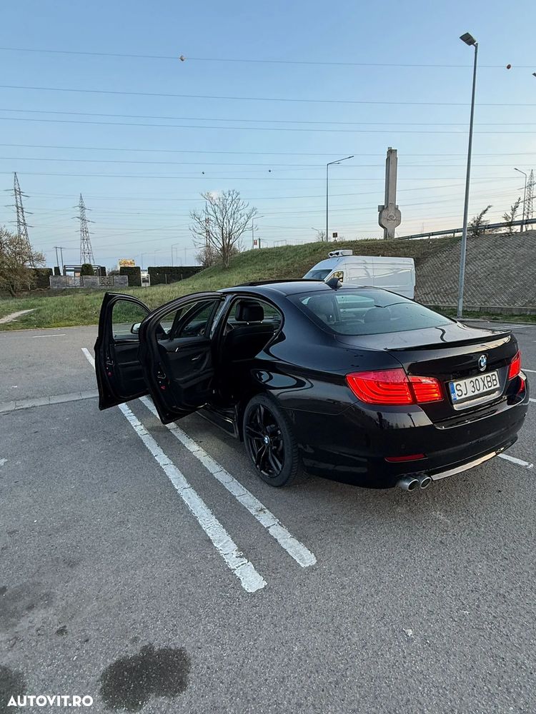 BMW Seria 5 520d Aut. - 7