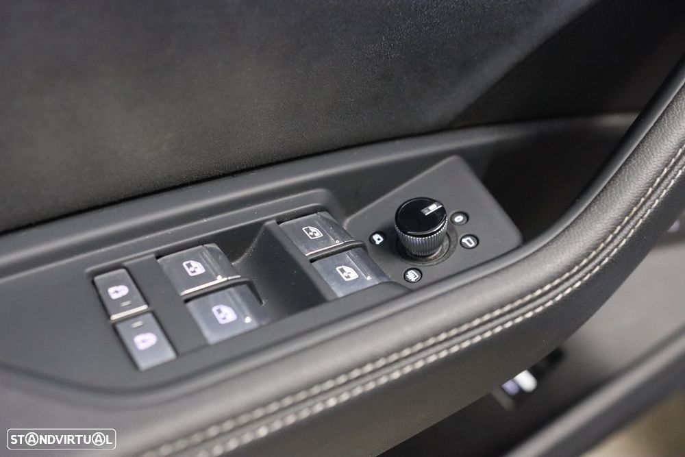 Audi e-tron 55 quattro S line - 8