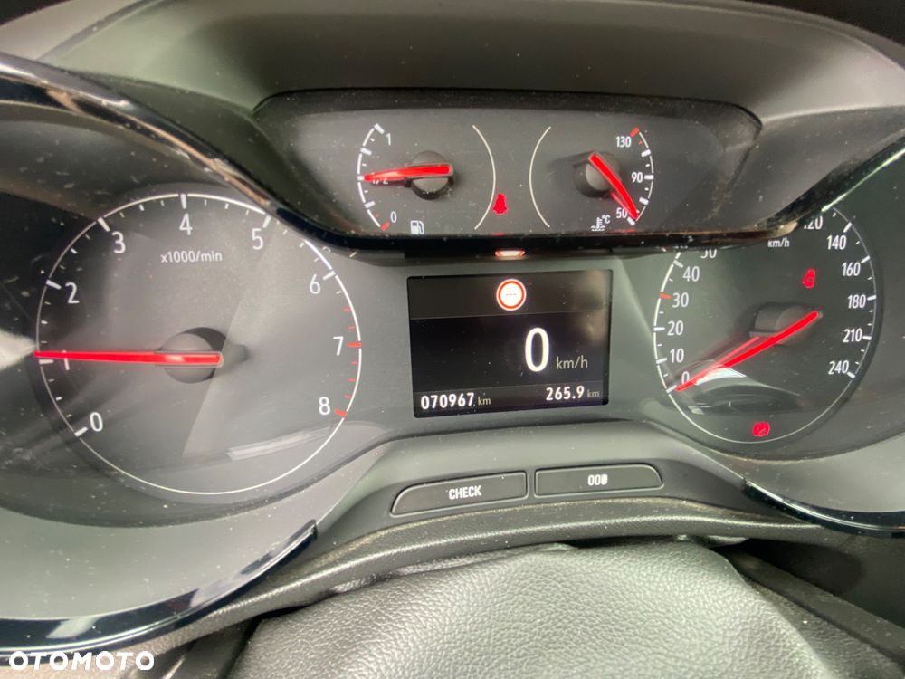 Opel Crossland X 1.2 T Design Line S&S - 7