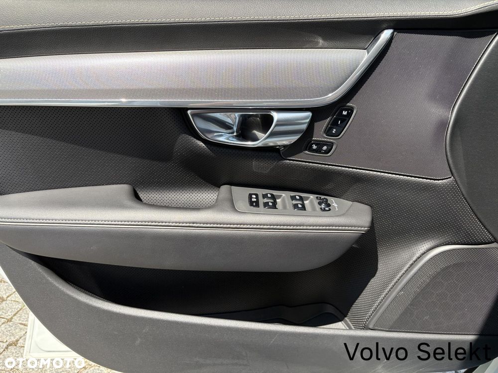 Volvo V90 - 17