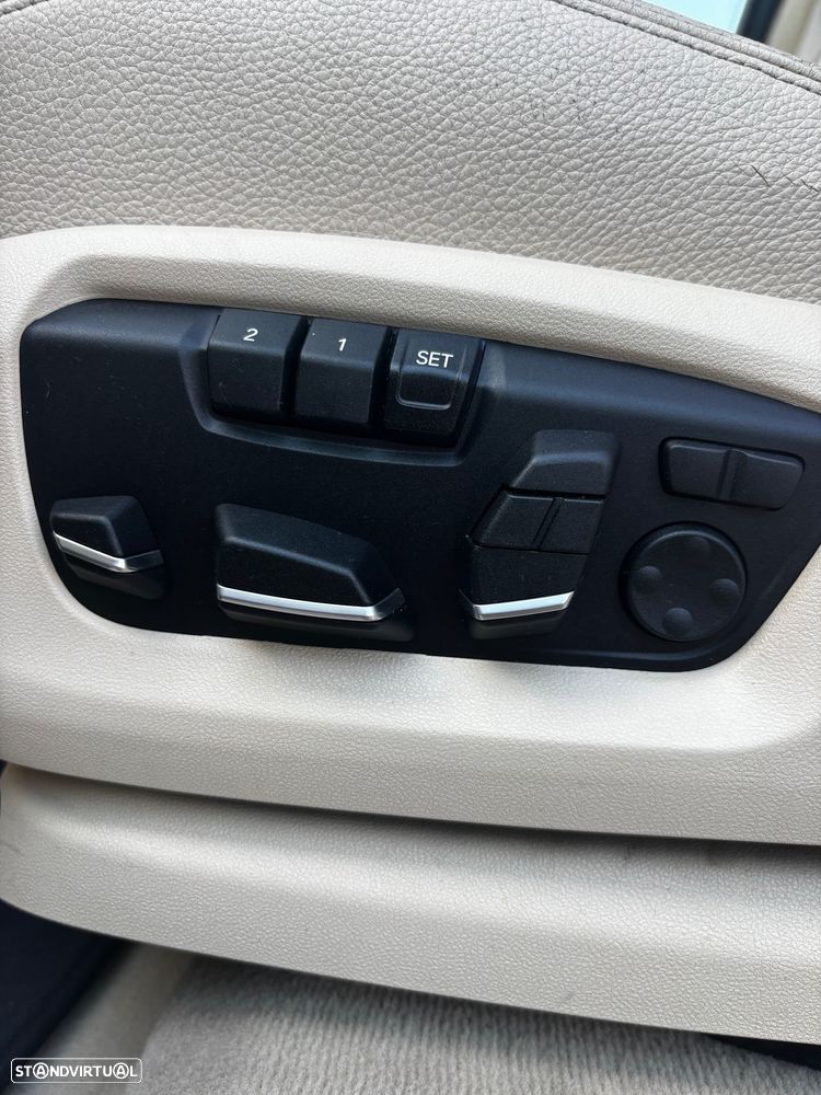 BMW X5 xDrive40e — fotografia 13