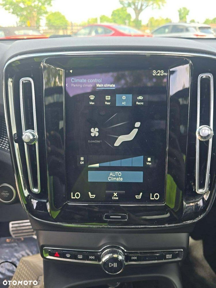 Volvo XC 40 T5 AWD R-Design - 7
