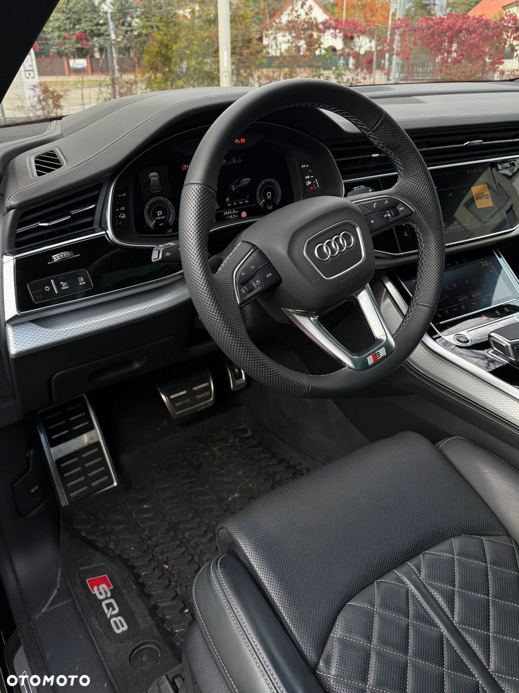 Audi Q8 - 17