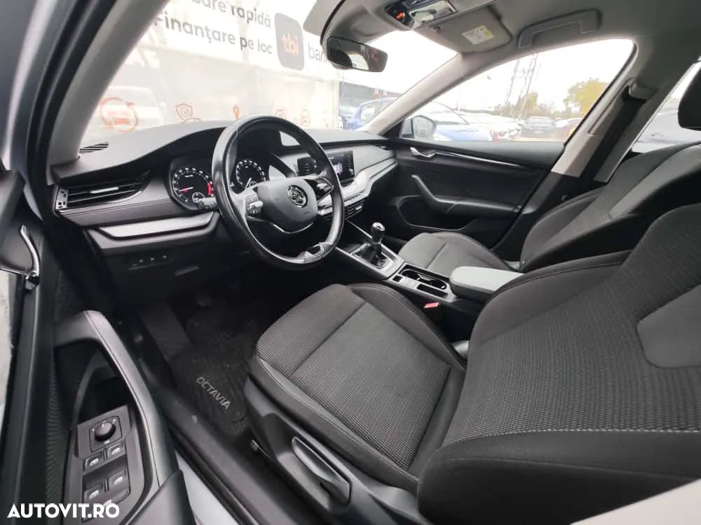 Skoda Octavia 2.0 TDI Ambition - 9