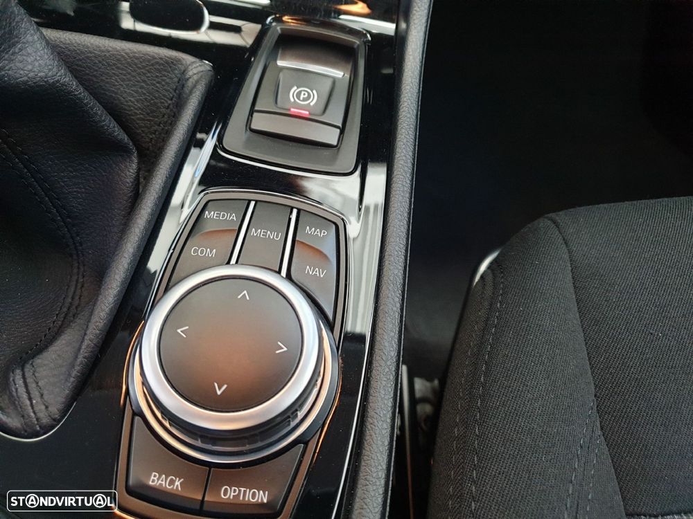 BMW 216 Active Tourer d Advantage - 19