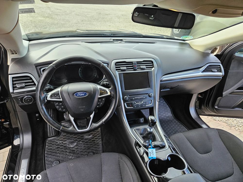 Ford Mondeo 2.0 TDCi STart-Stopp Titanium - 21