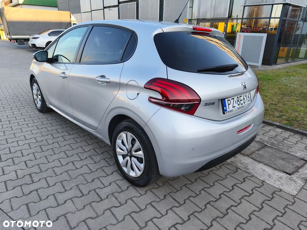 Peugeot 208 PureTech 82 Urban Move - 3