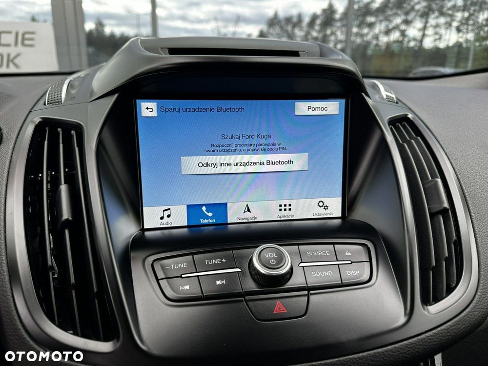 Ford Kuga 1.5 EcoBoost 2x4 Titanium - 24