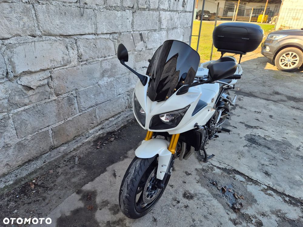 Yamaha FZ - 19
