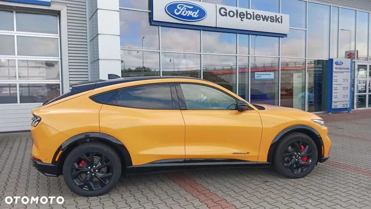 Ford Mustang Mach-E 98kWh AWD Premium - 30