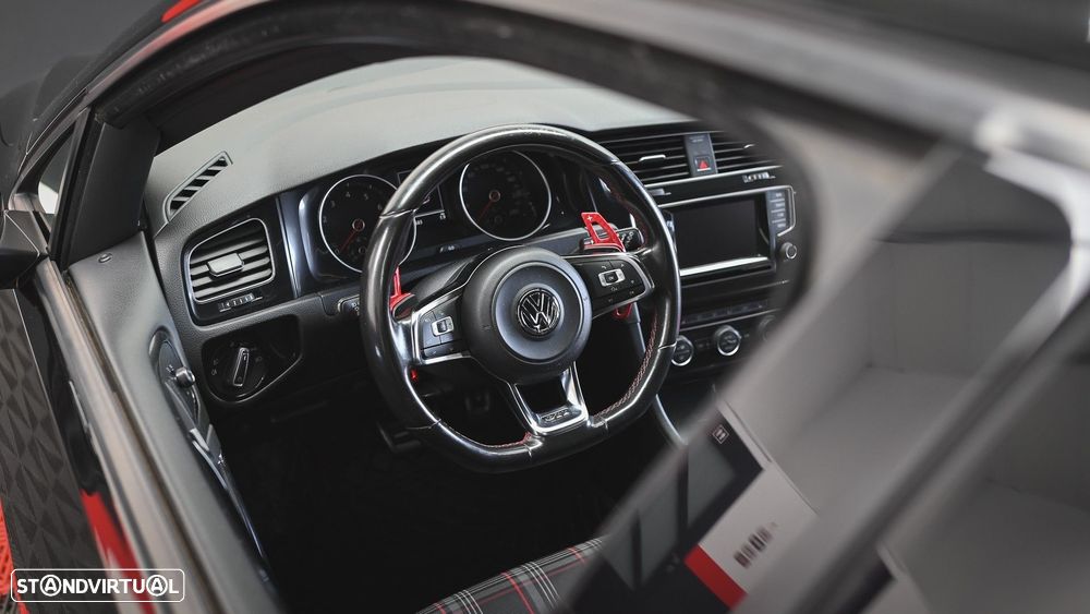 VW Golf 2.0 TSi GTi DSG - 43