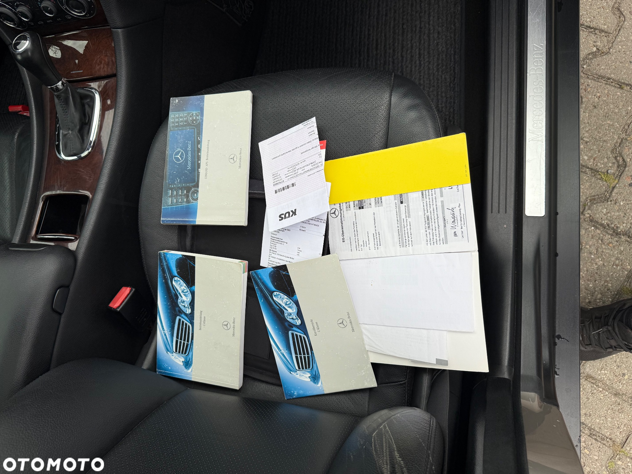 Mercedes-Benz Klasa C 350 Elegance - 19