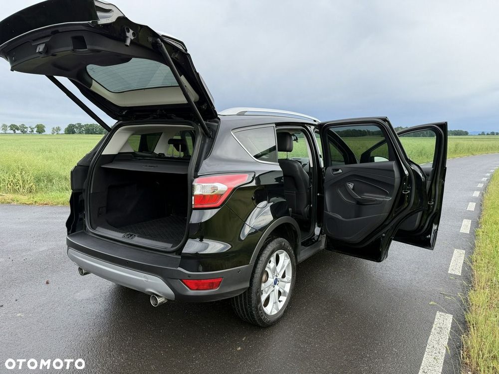 Ford Kuga 2.0 TDCi AWD Titanium - 38