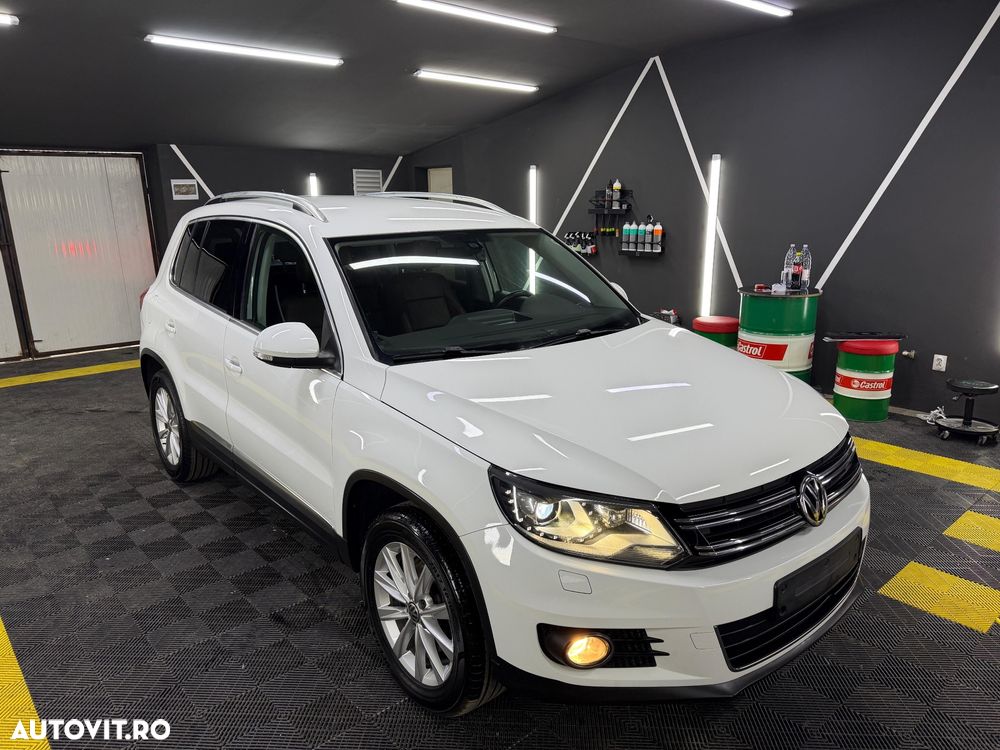Volkswagen Tiguan 2.0 TDI 4Motion DSG Sport & Style - 2