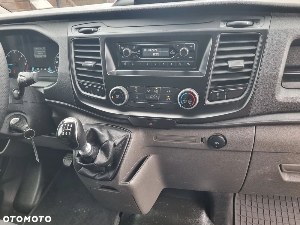 Ford Transit Custom - 13