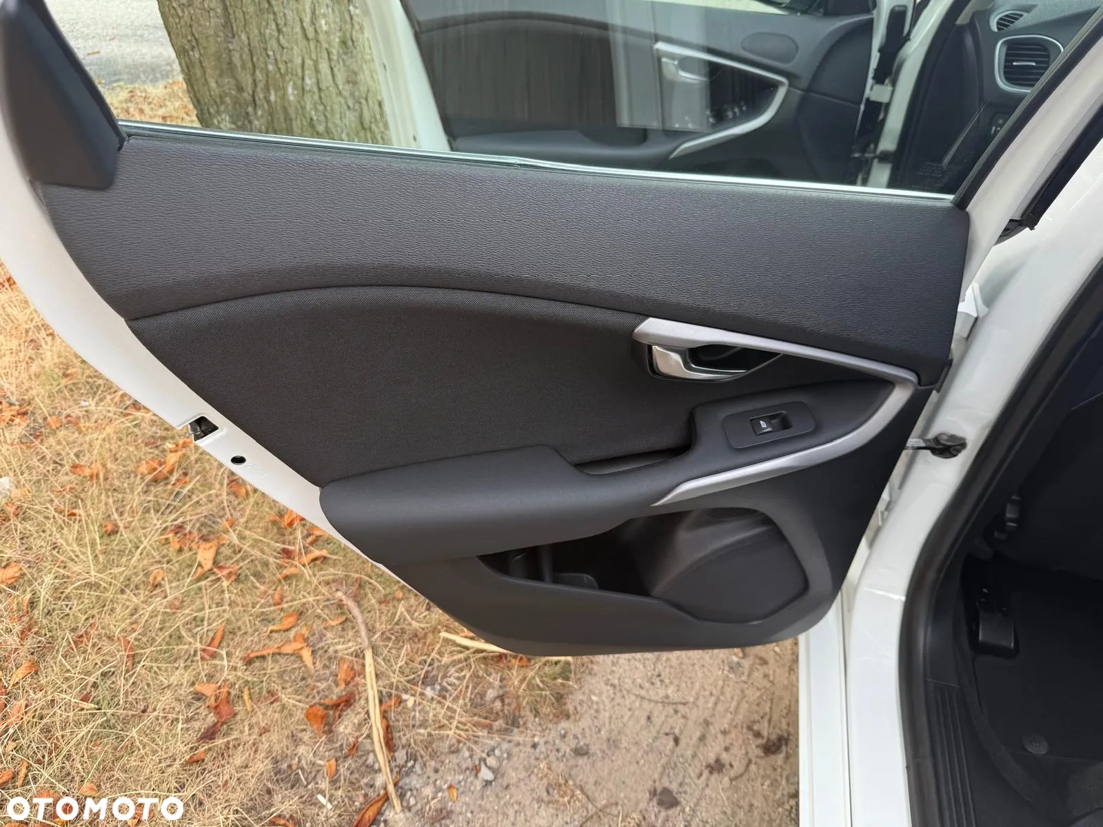 Volvo V40 D3 Drive-E Momentum - 17