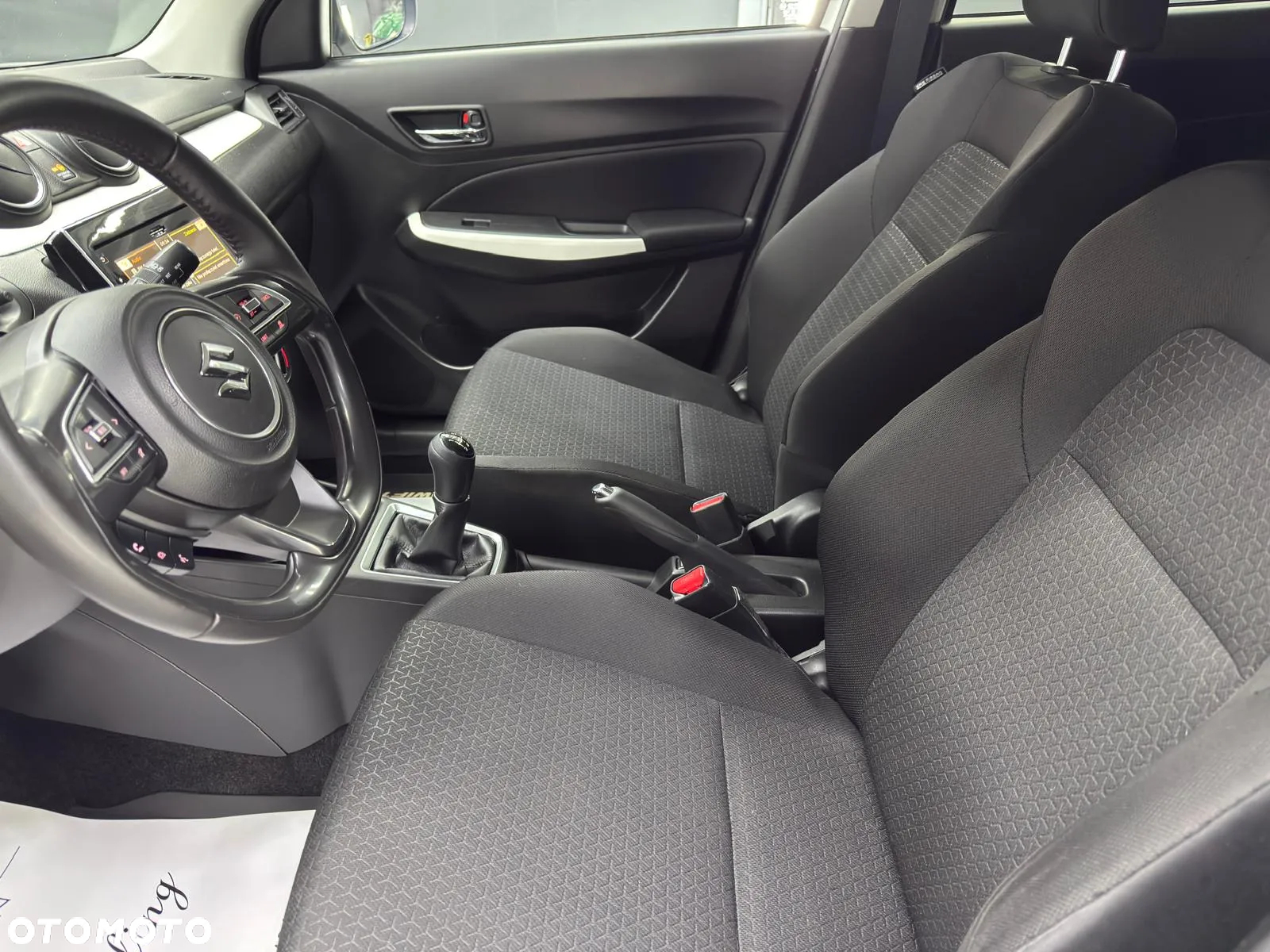 Suzuki Swift 1.2 Dualjet Comfort - 21