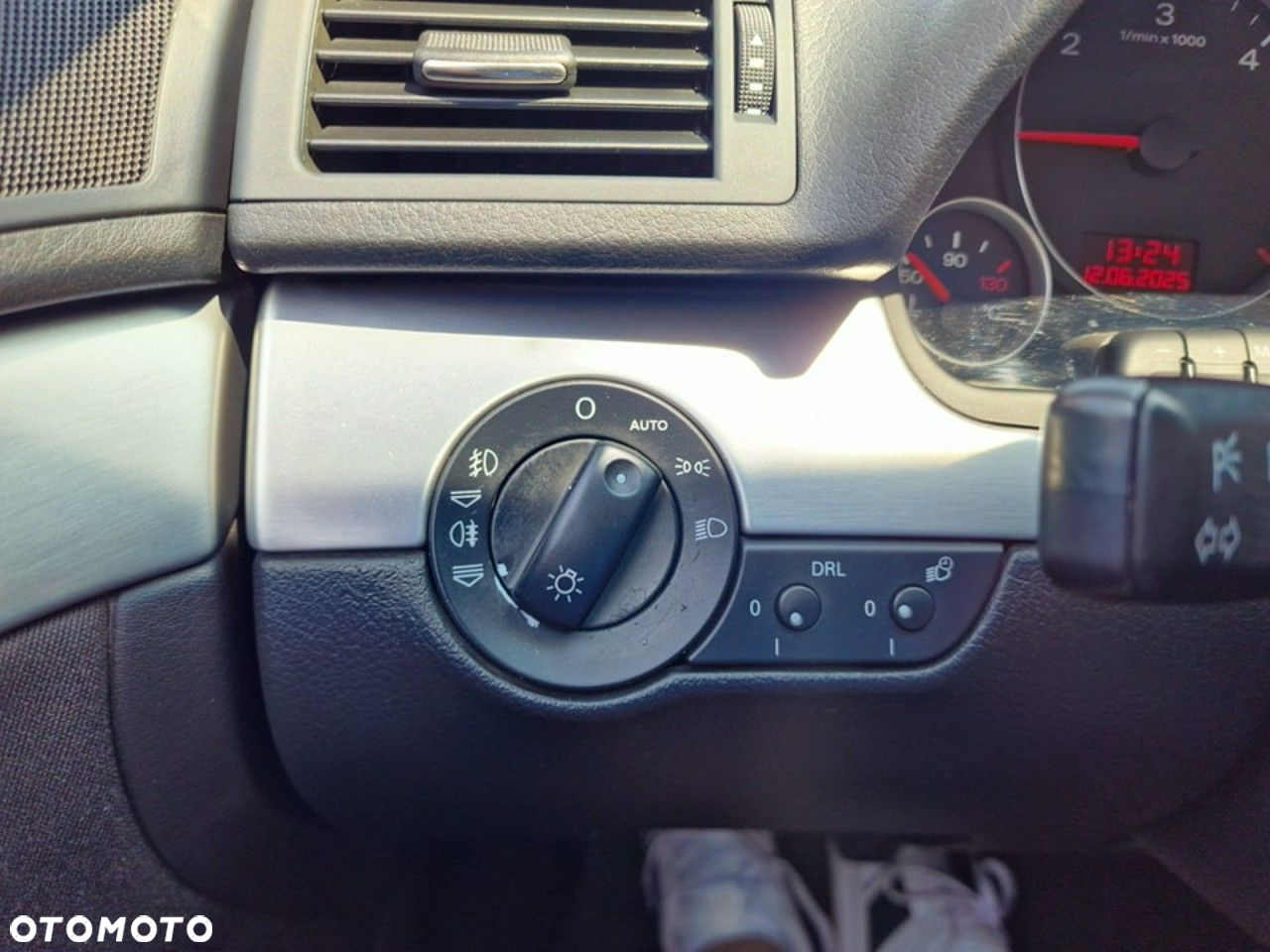Audi A4 Avant 2.0 TDI - 11