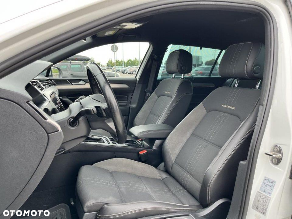 Volkswagen Passat - 17