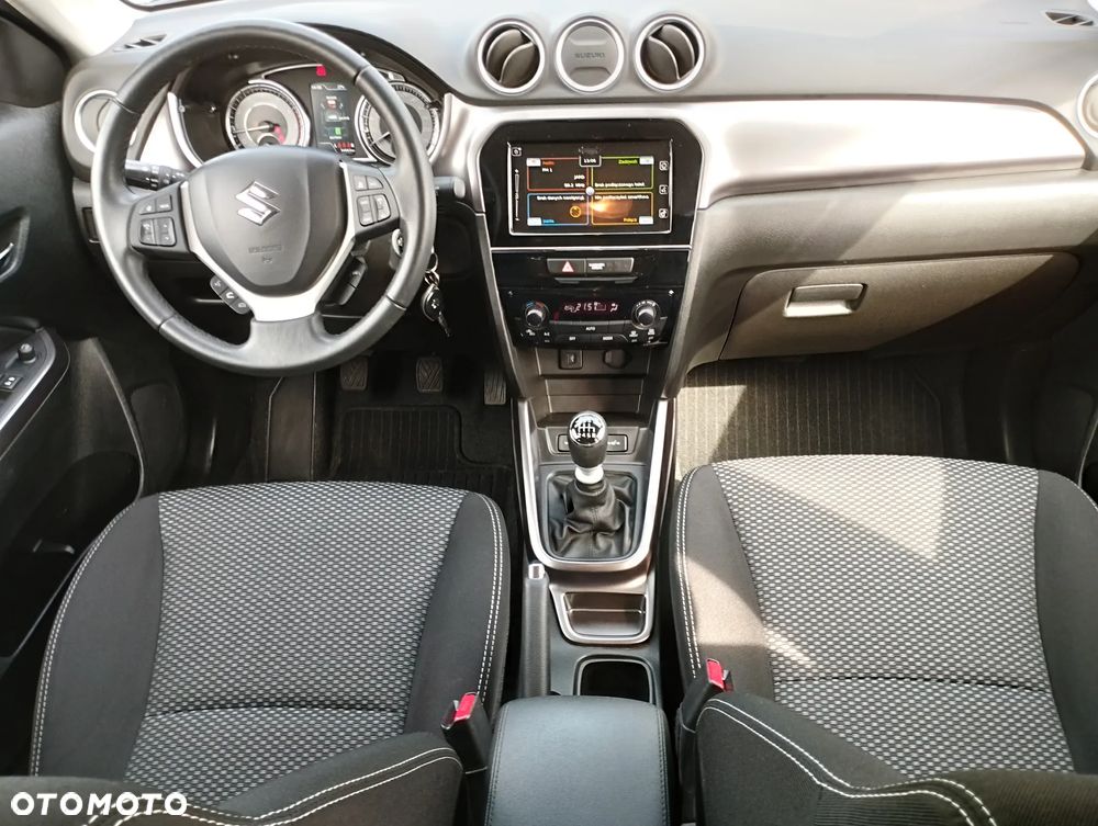 Suzuki Vitara 1.4 Boosterjet SHVS Premium 2WD - 29