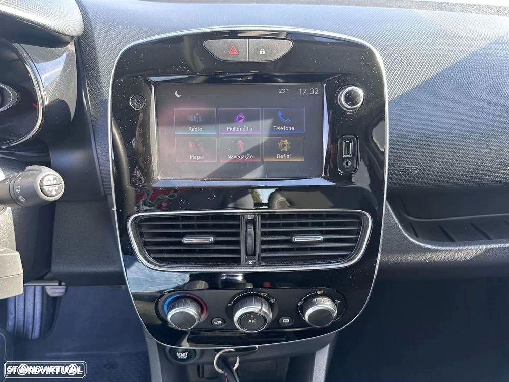 Renault Clio 0.9 TCe Limited Bi-Fuel - 36