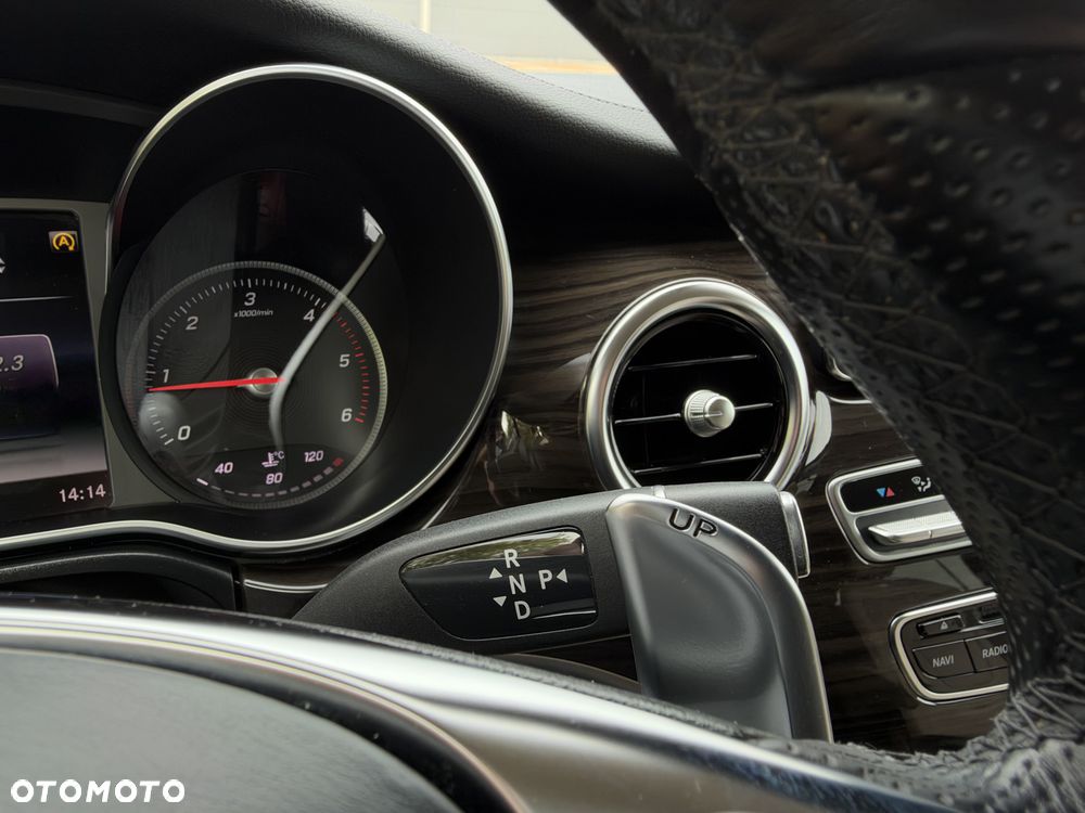 Mercedes-Benz V-Class 2018 photo 5