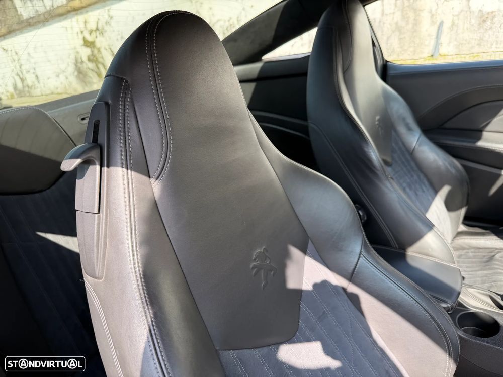 Peugeot RCZ 1.6 200 THP Red Carbon - 39