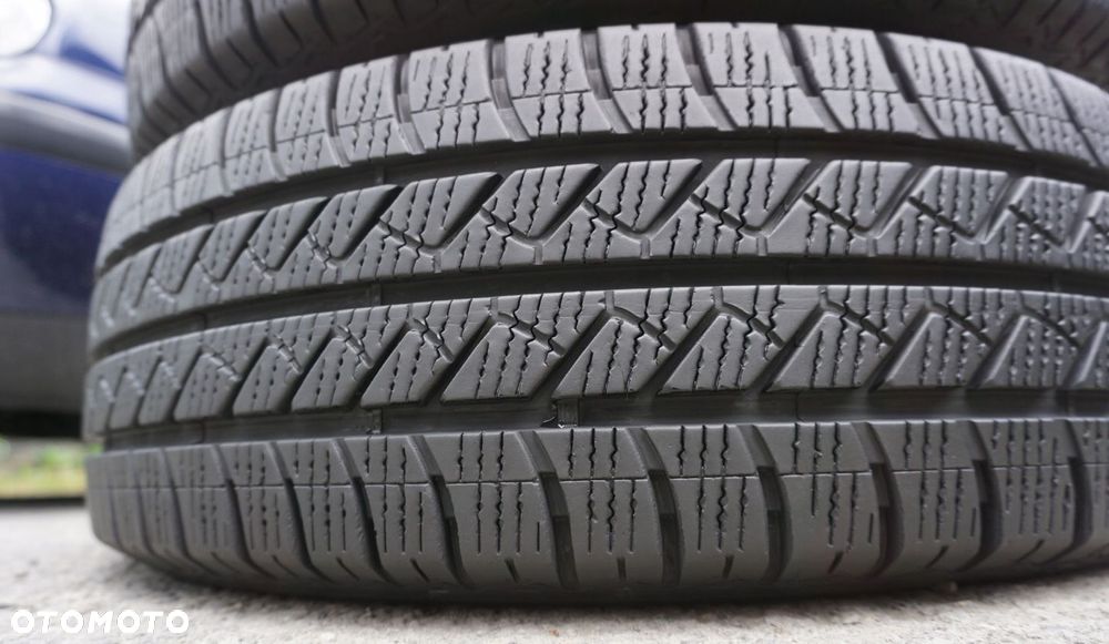 Goodyear Vector 4seasons Cargo 215/65R16C 106T W16 - 9