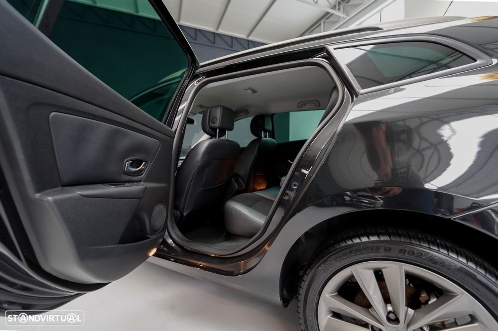 Renault Mégane Sport Tourer 1.5 dCi Dynamique S - 22