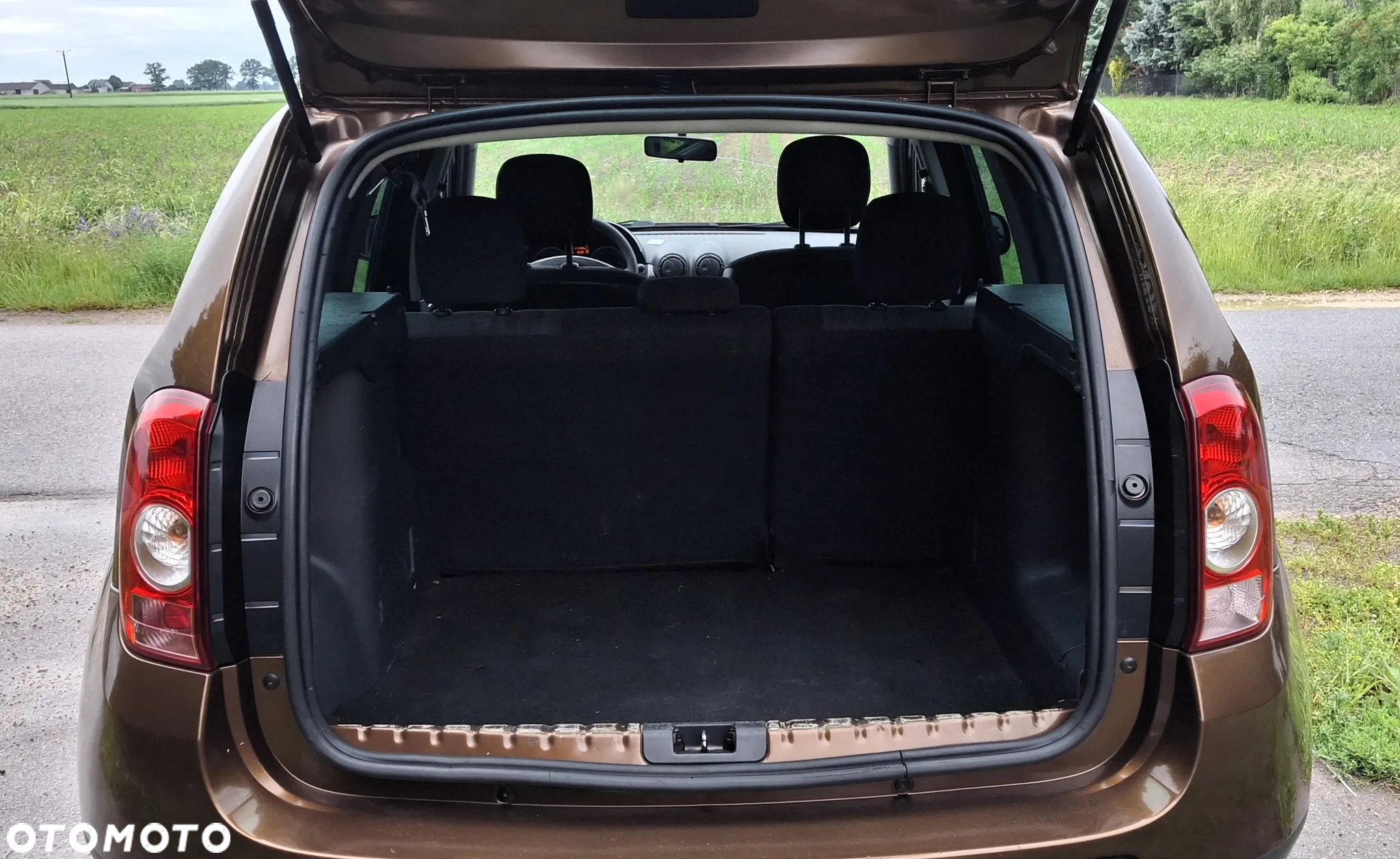 Dacia Duster 1.6 16V 4x2 Laureate - 14