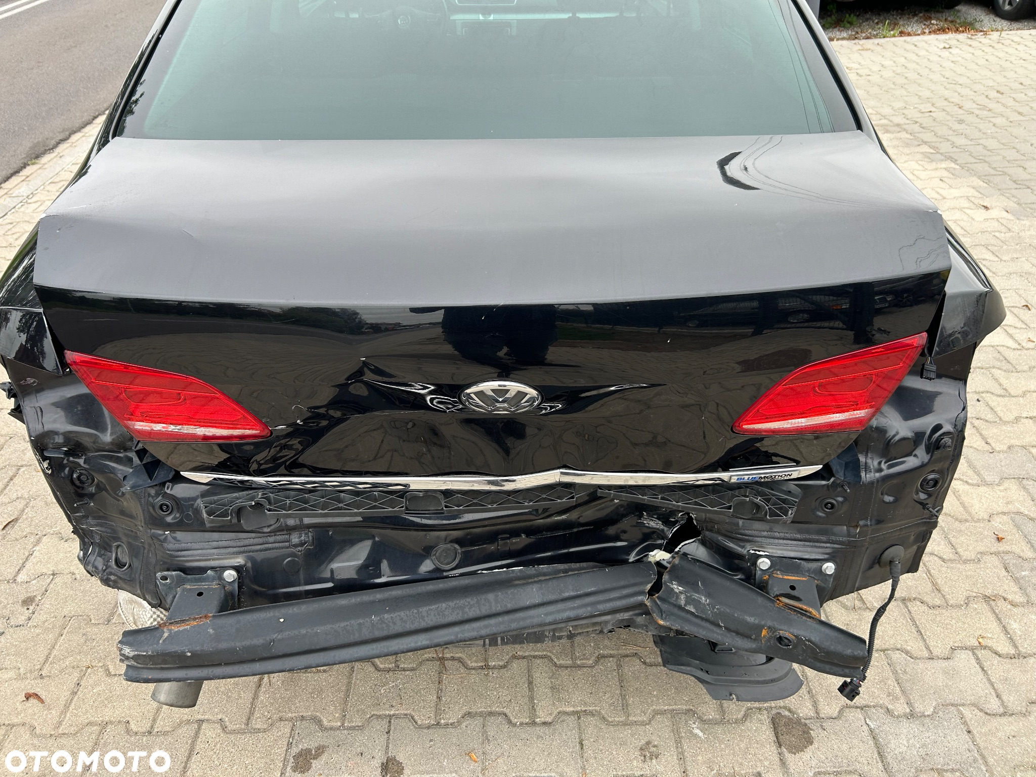Volkswagen Passat - 24