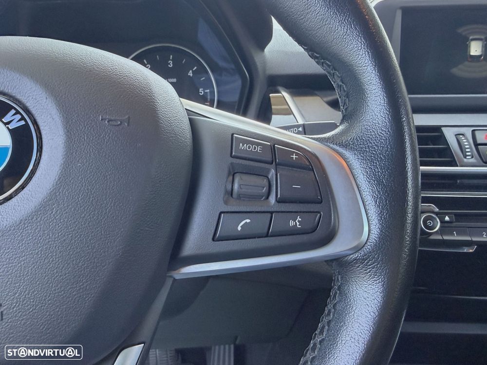 BMW 216 Active Tourer d Line Sport - 24