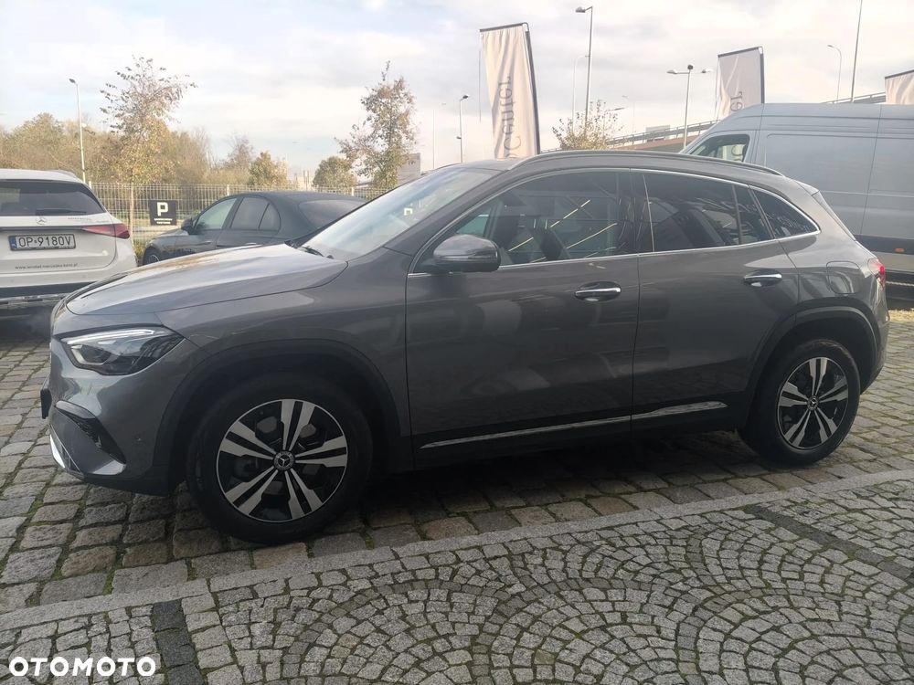 Mercedes-Benz GLA 220 mHEV 4-Matic Progressive 8G-DCT - 8