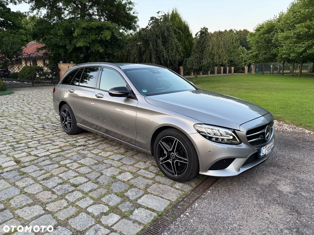 Mercedes-Benz Klasa C 220 d 4Matic 9G-TRONIC Night Edition - 7