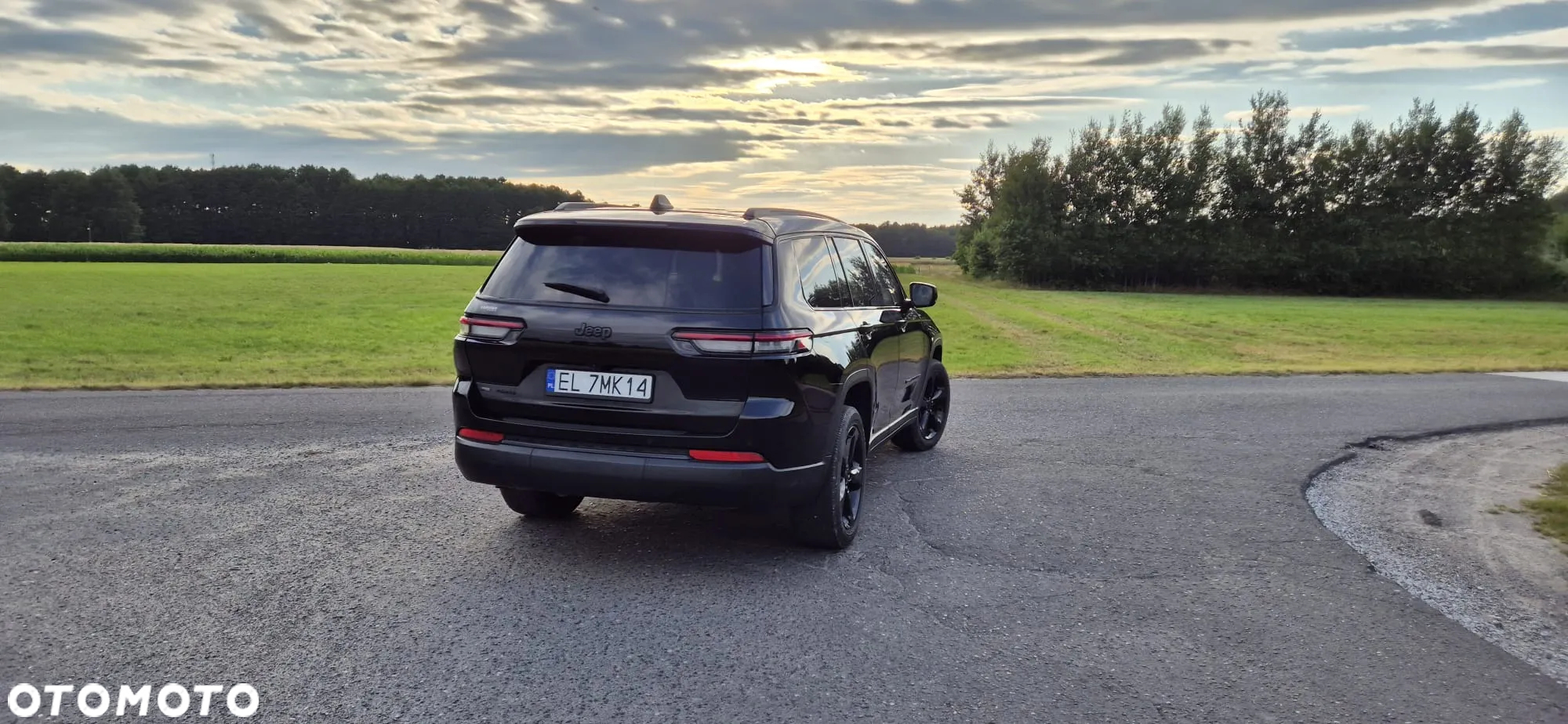 Jeep Grand Cherokee - 2