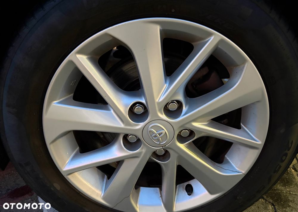 Toyota Auris 1.4 D-4D Premium + EU5 - 10