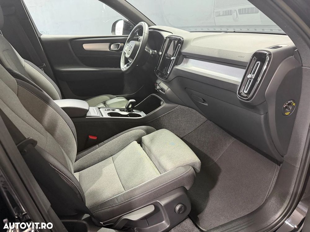 Volvo XC 40 B3 B DKG Core - 15