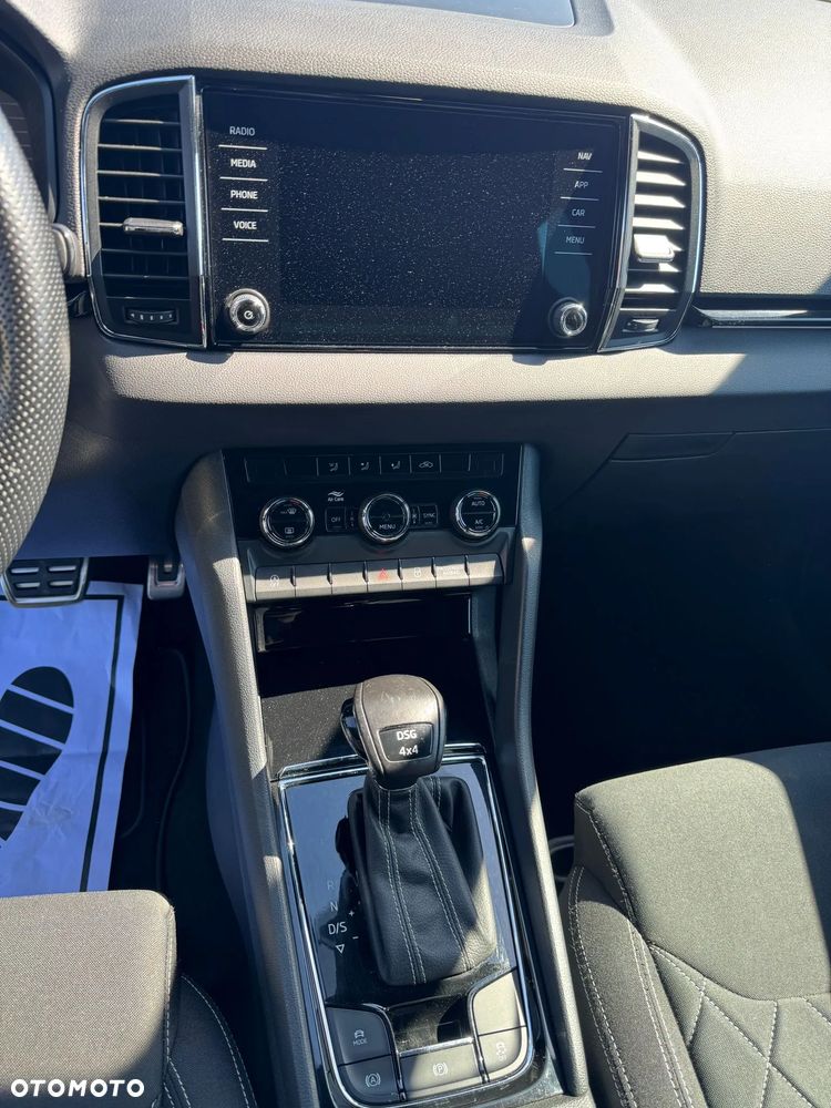 Skoda Karoq 2.0 TDI SCR 4x4 DSG Sportline - 12